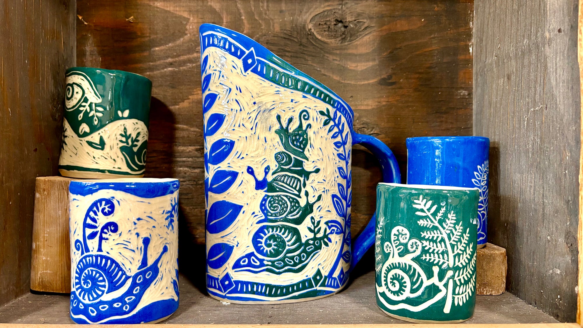 Late-Autumn 2025 Handbuilding: Sgraffito