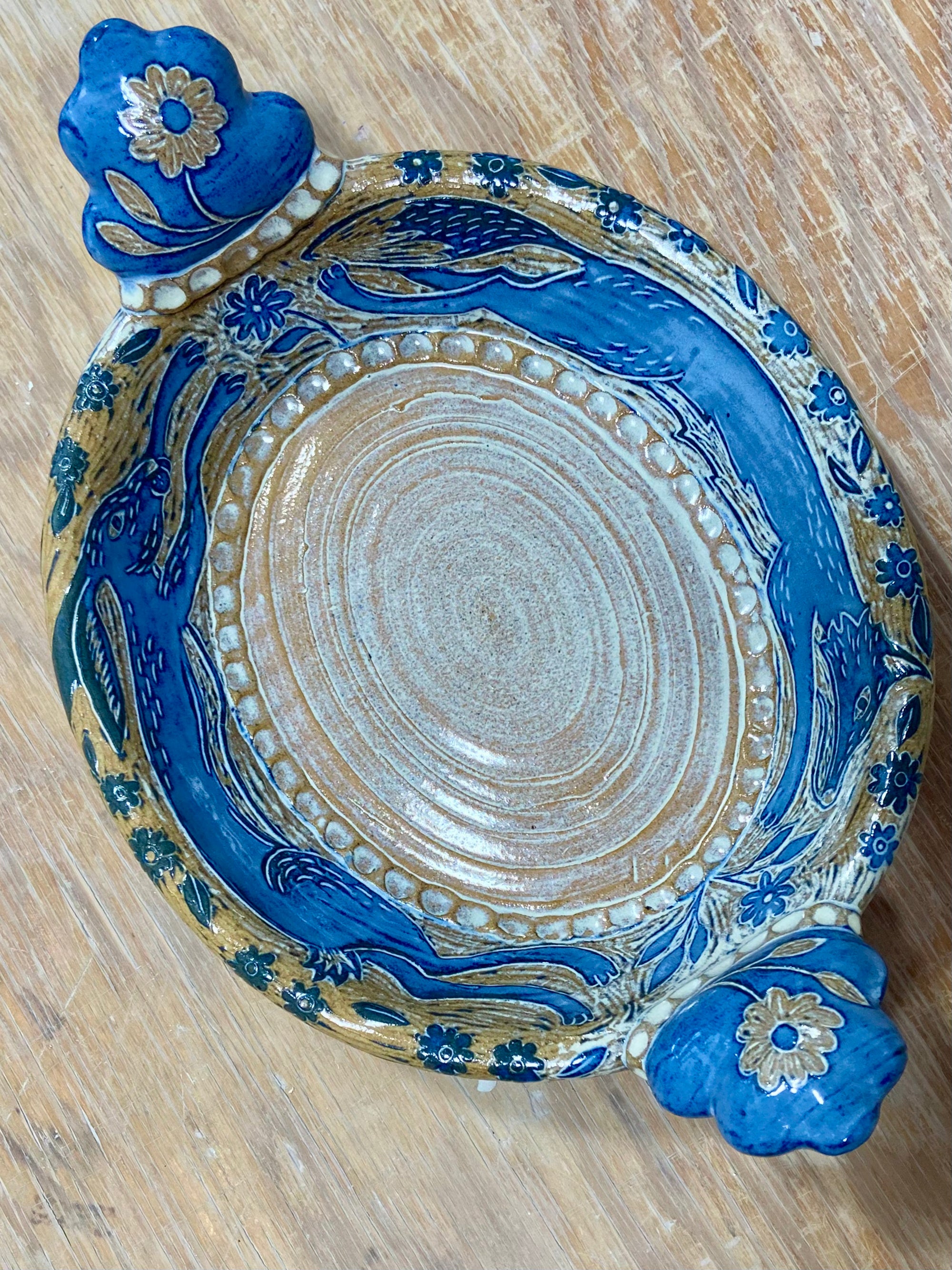 Late-Autumn 2025 Handbuilding: Sgraffito