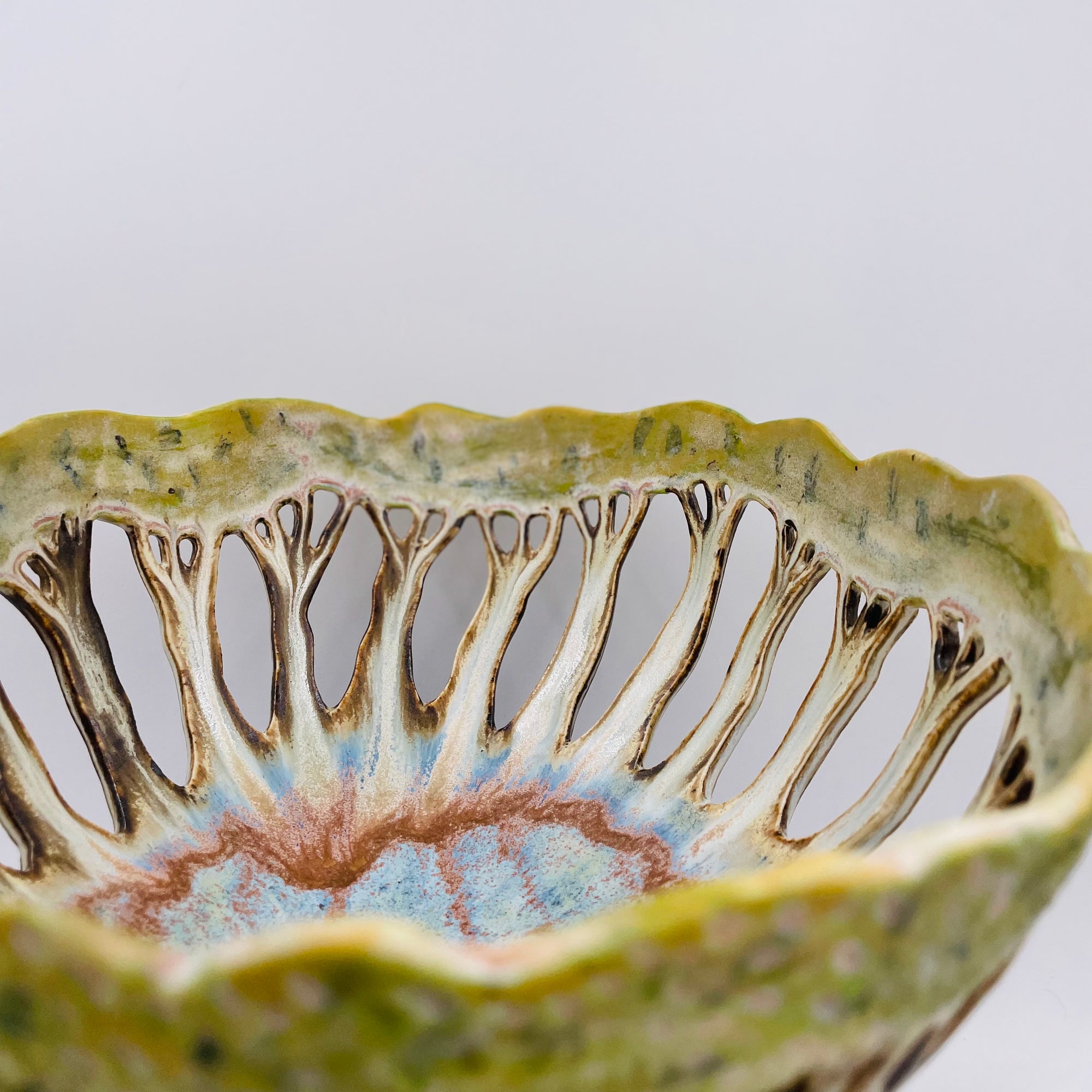 Handbuilding Mixed Levels - with Anne Nicol Jan.8 Wednesday mornings  10am-12:30pm  - Winter 2025