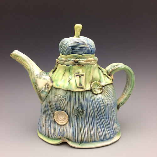 Handbuilt Teapots with Chandler Swain May 19th,  from 10:00am – 4:00pm